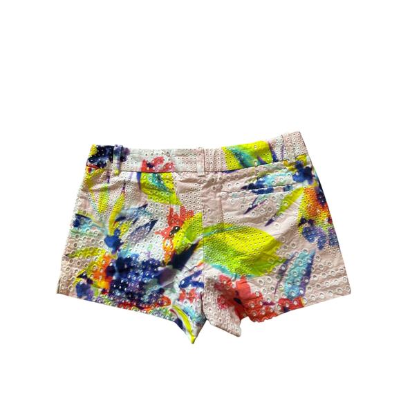 Trina Turk Sz 4 Corbin 2 Shorts Vibrant Colorful White Eyelet- Excellent - Picture 2 of 6